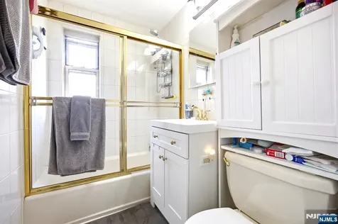 1241 Anderson Fort Lee NJ 07024