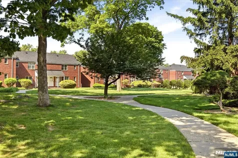 1241 Anderson Fort Lee NJ 07024
