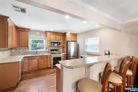 154 Milton Avenue Nutley NJ 07110