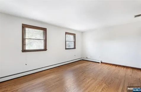 154 Milton Avenue Nutley NJ 07110