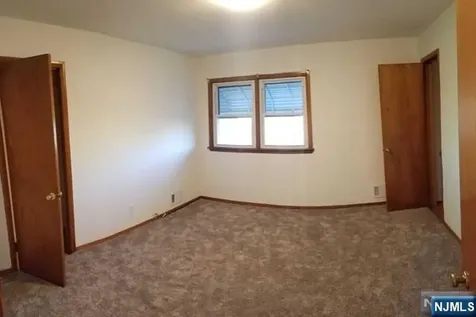 15 Bernice Place Lodi NJ 07644