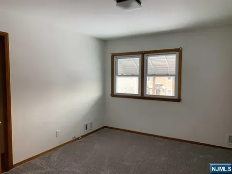 15 Bernice Place Lodi NJ 07644