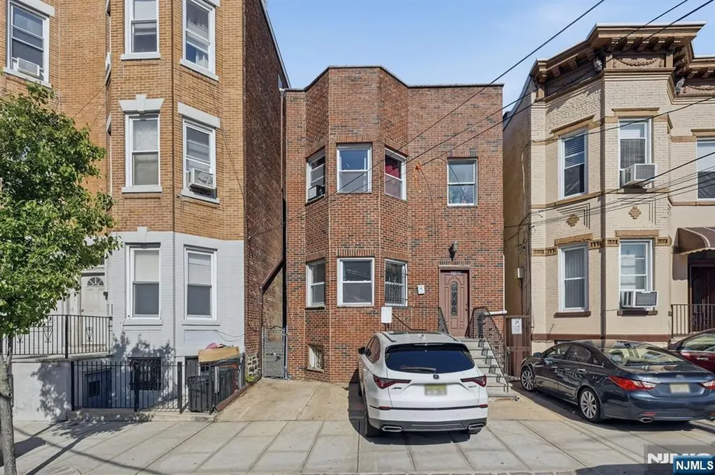 1507 Kerrigan Avenue Union City NJ 07087