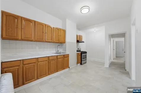 1507 Kerrigan Avenue Union City NJ 07087