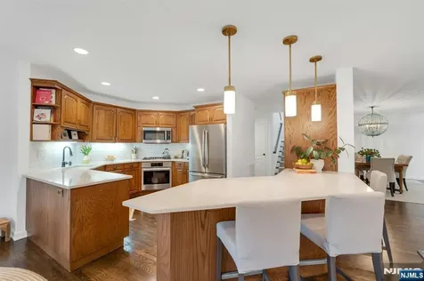 22 Fox Run Allendale NJ 07401