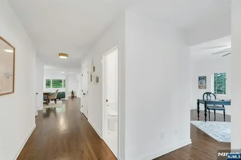 22 Fox Run Allendale NJ 07401