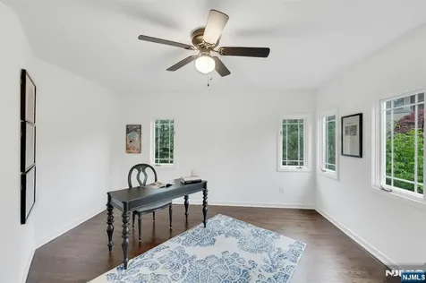 22 Fox Run Allendale NJ 07401