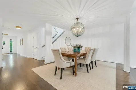 22 Fox Run Allendale NJ 07401