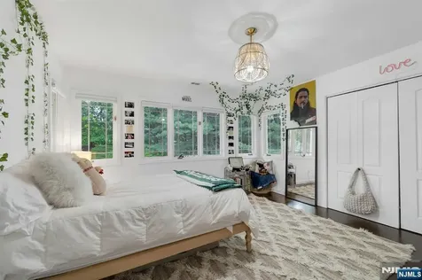 22 Fox Run Allendale NJ 07401