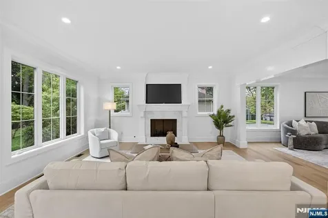 22 Northwood Avenue Demarest NJ 07627
