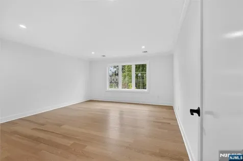 22 Northwood Avenue Demarest NJ 07627