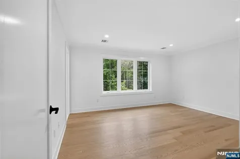 22 Northwood Avenue Demarest NJ 07627