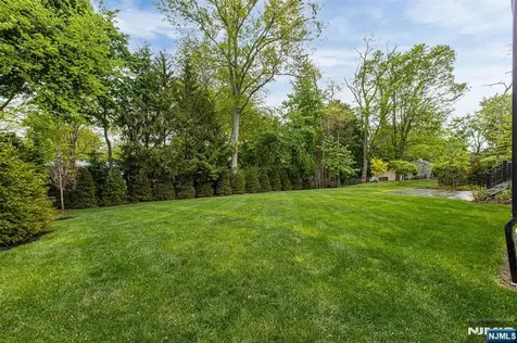 22 Northwood Avenue Demarest NJ 07627