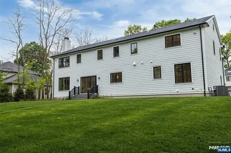 22 Northwood Avenue Demarest NJ 07627