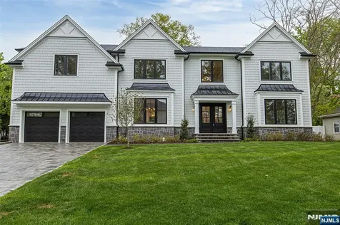 22 Northwood Avenue Demarest NJ 07627