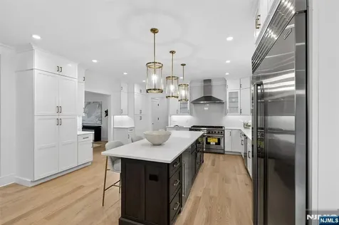 22 Northwood Avenue Demarest NJ 07627