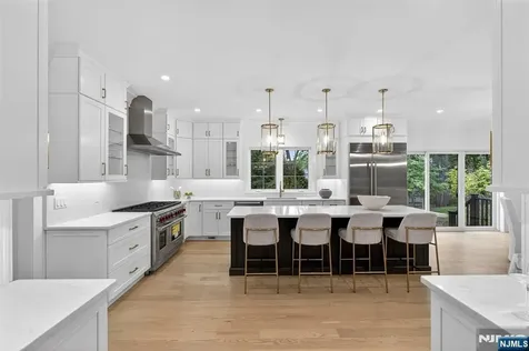 22 Northwood Avenue Demarest NJ 07627