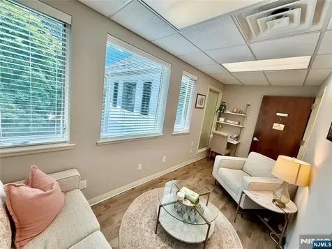 600 Godwin Avenue Midland Park NJ 07432