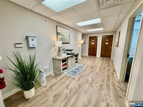 600 Godwin Avenue Midland Park NJ 07432