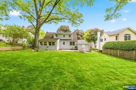 46 Kenmore Place Glen Rock NJ 07452