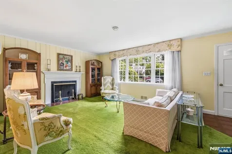 46 Kenmore Place Glen Rock NJ 07452