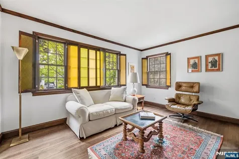 46 Kenmore Place Glen Rock NJ 07452