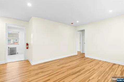28 Sheffield Avenue Englewood NJ 07631