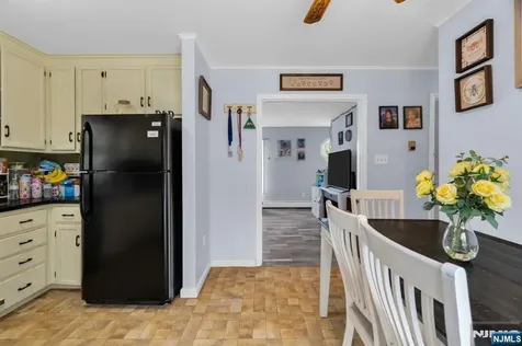 140 Papscoe Road West Milford NJ 07421