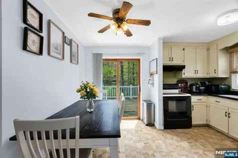 140 Papscoe Road West Milford NJ 07421