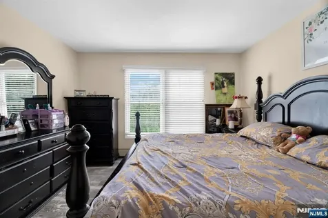 140 Papscoe Road West Milford NJ 07421