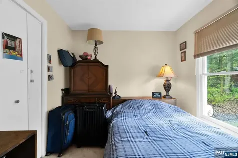 140 Papscoe Road West Milford NJ 07421