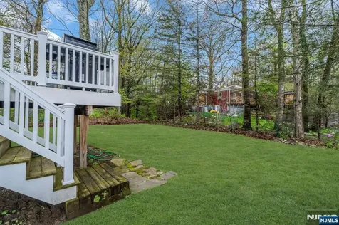 140 Papscoe Road West Milford NJ 07421