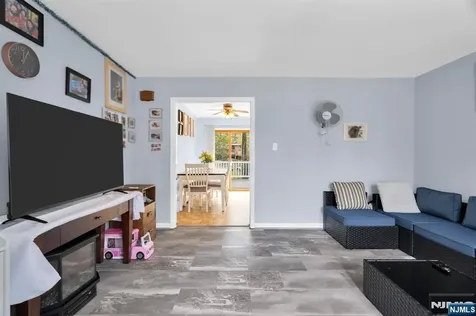 140 Papscoe Road West Milford NJ 07421