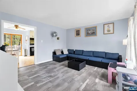 140 Papscoe Road West Milford NJ 07421