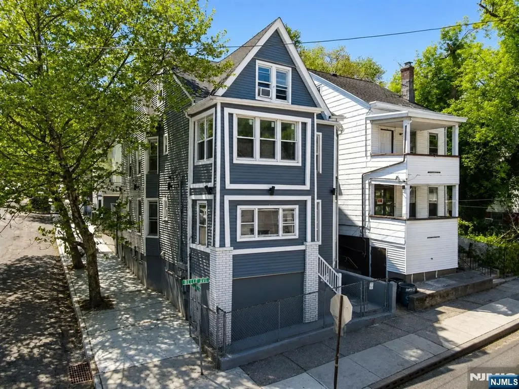 7 Belle Avenue Paterson NJ 07522
