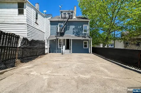 7 Belle Avenue Paterson NJ 07522