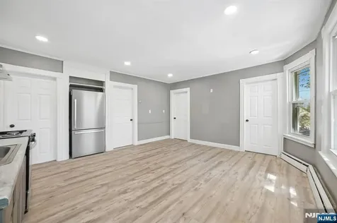 7 Belle Avenue Paterson NJ 07522