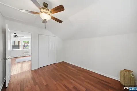 386 Kinderkamack Road Oradell NJ 07649