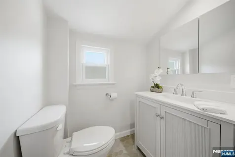 386 Kinderkamack Road Oradell NJ 07649