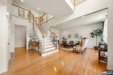 48 Bovensiepen Court Roseland NJ 07068