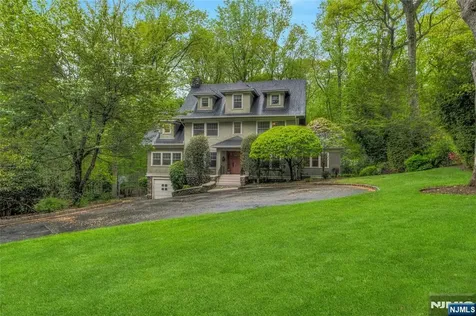 30 Tower Hill Road Mountain Lakes Boro NJ 07046