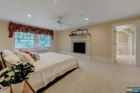 30 Tower Hill Road Mountain Lakes Boro NJ 07046
