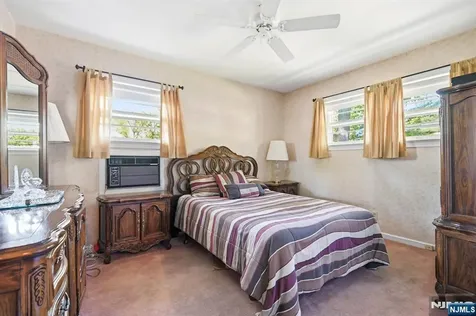 291 S Chestnut Street Twp Of Washington NJ 07676