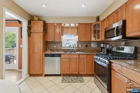 123 Cosman Street Twp Of Washington NJ 07676