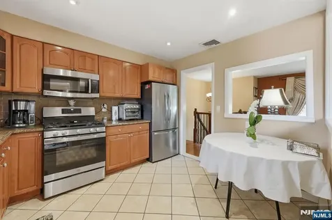 123 Cosman Street Twp Of Washington NJ 07676
