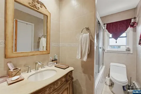 123 Cosman Street Twp Of Washington NJ 07676