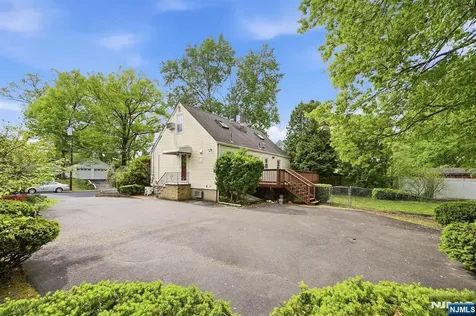 264 Fern Street Twp Of Washington NJ 07676