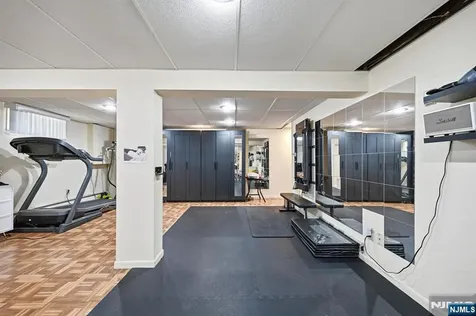 264 Fern Street Twp Of Washington NJ 07676