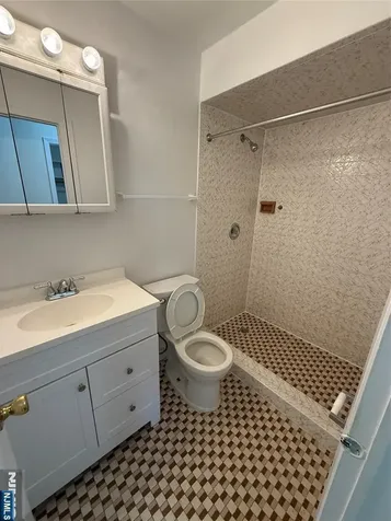 1276 River Road Edgewater NJ 07020