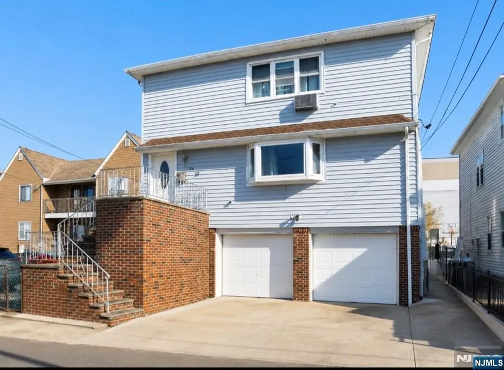 214 Morris Street Fairview NJ 07022